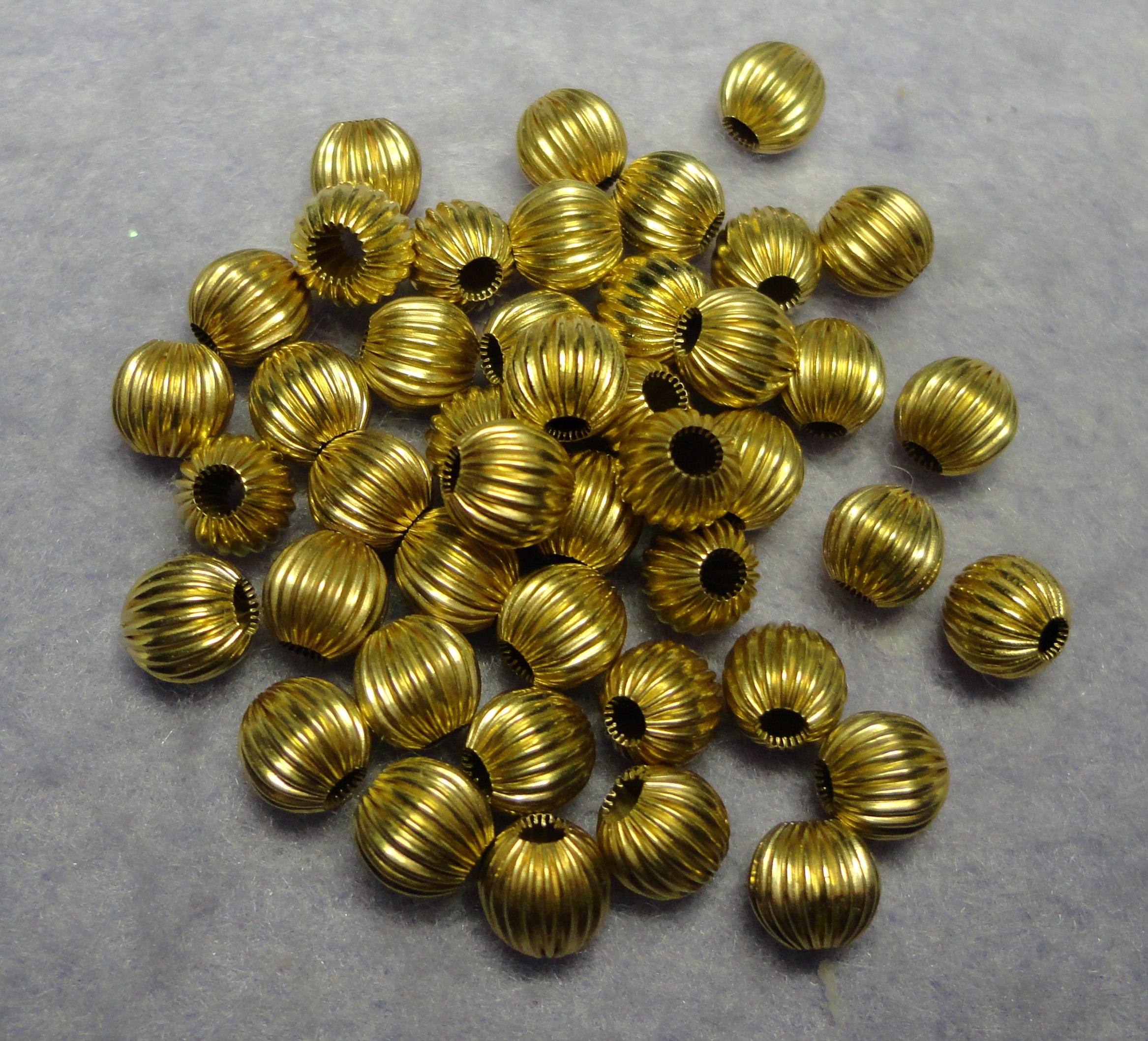 14 KT SOLID GOLD BEADS CORRUGATED 5MM 6 PCS